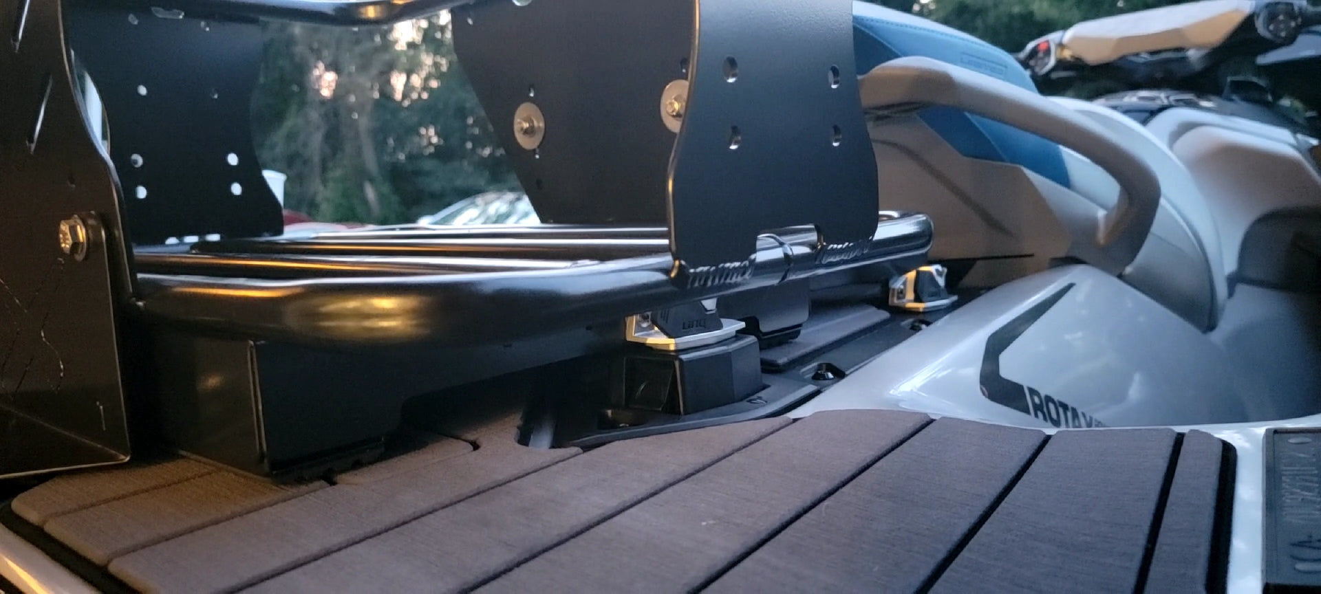 Low Profile Edition with LINQ system PLUS Reinforcement Base and Back Support for ALL Sea-Doo with LINQ system 2018-2025