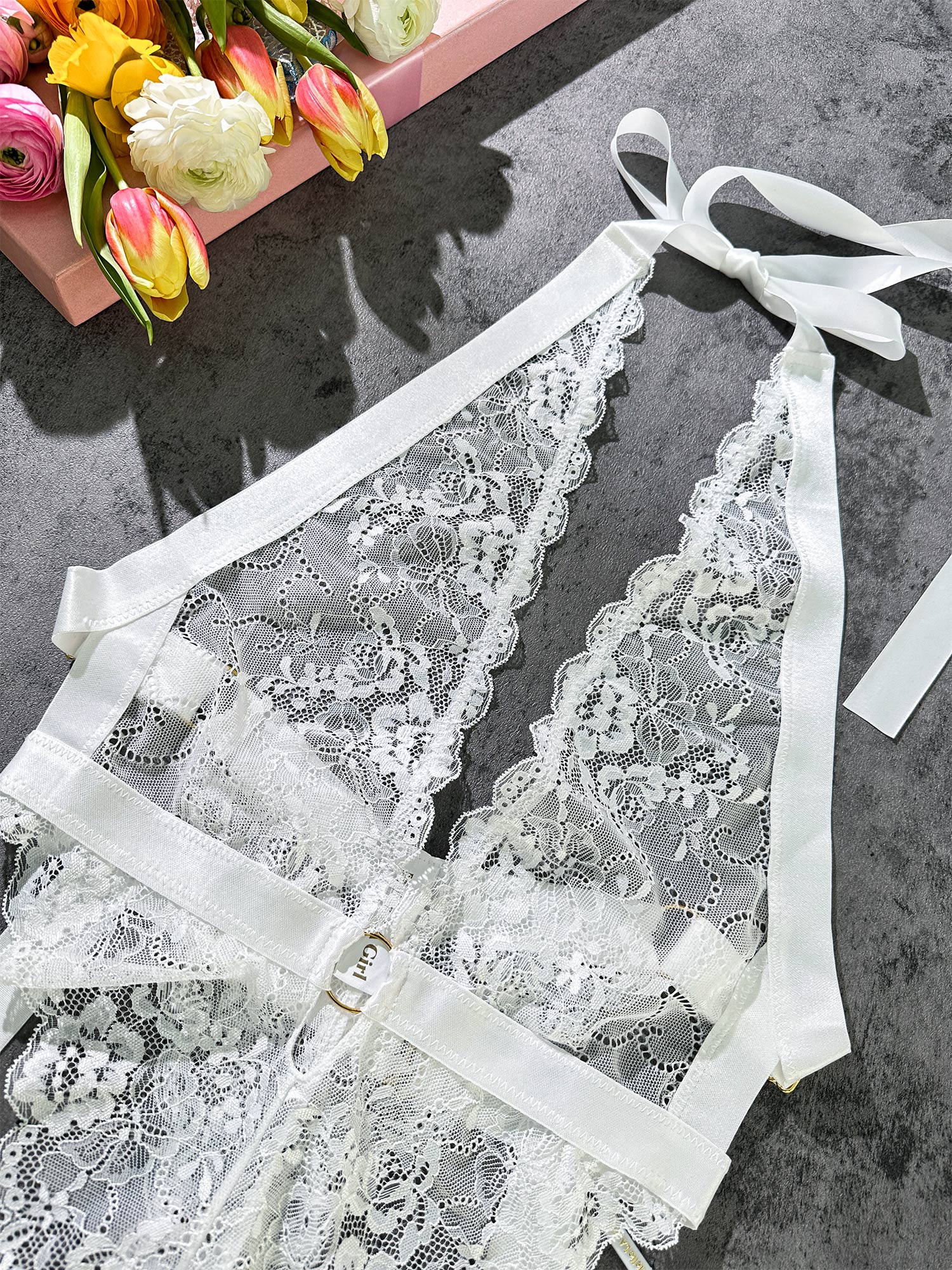 White Sexy Lace Suspenders Shapewear