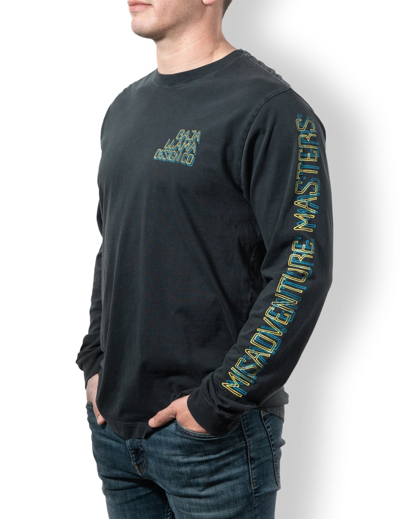 DESIGN CO. LONG SLEEVE TEE