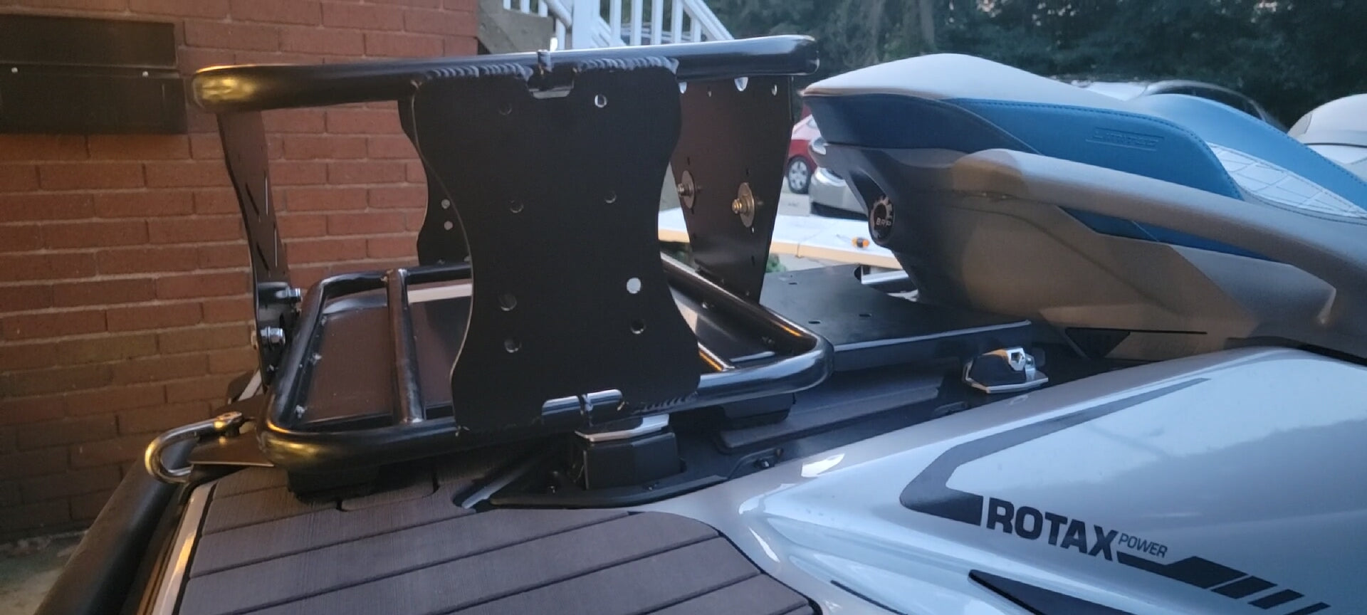 Low Profile Edition with LINQ system PLUS Reinforcement Base and Back Support for ALL Sea-Doo with LINQ system 2018-2025