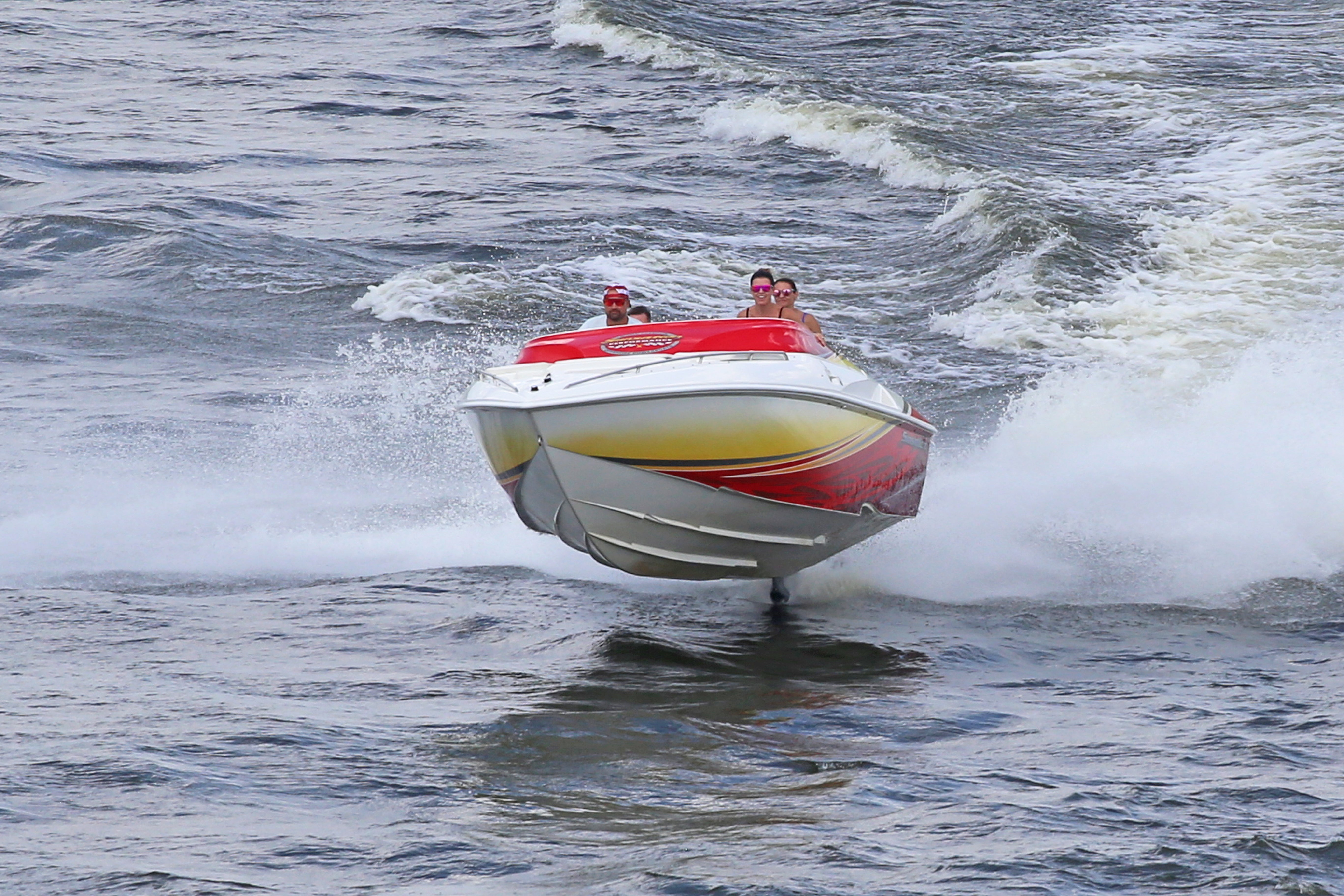 powerboat club