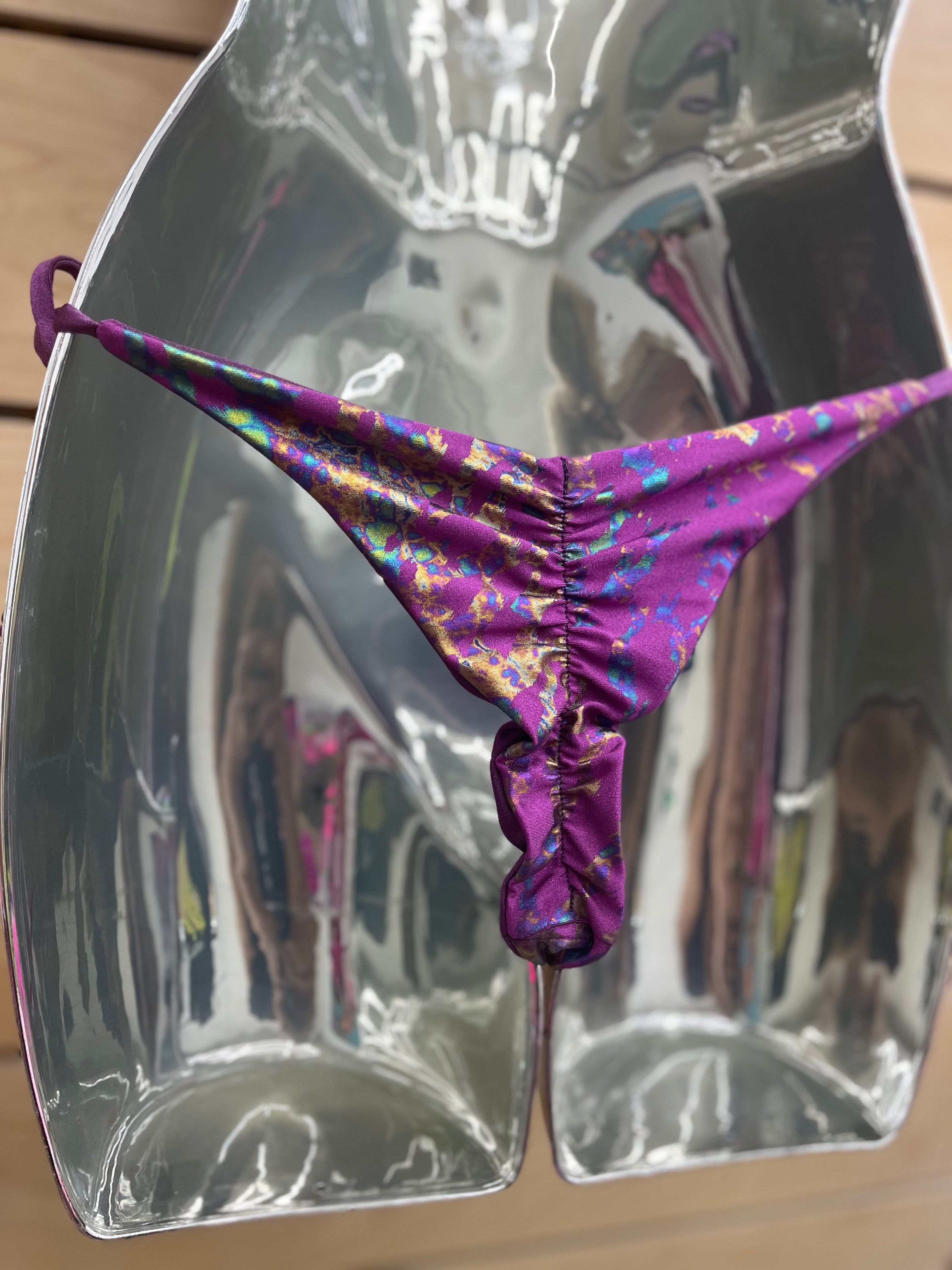 Magenta Oil Spill // Bottom