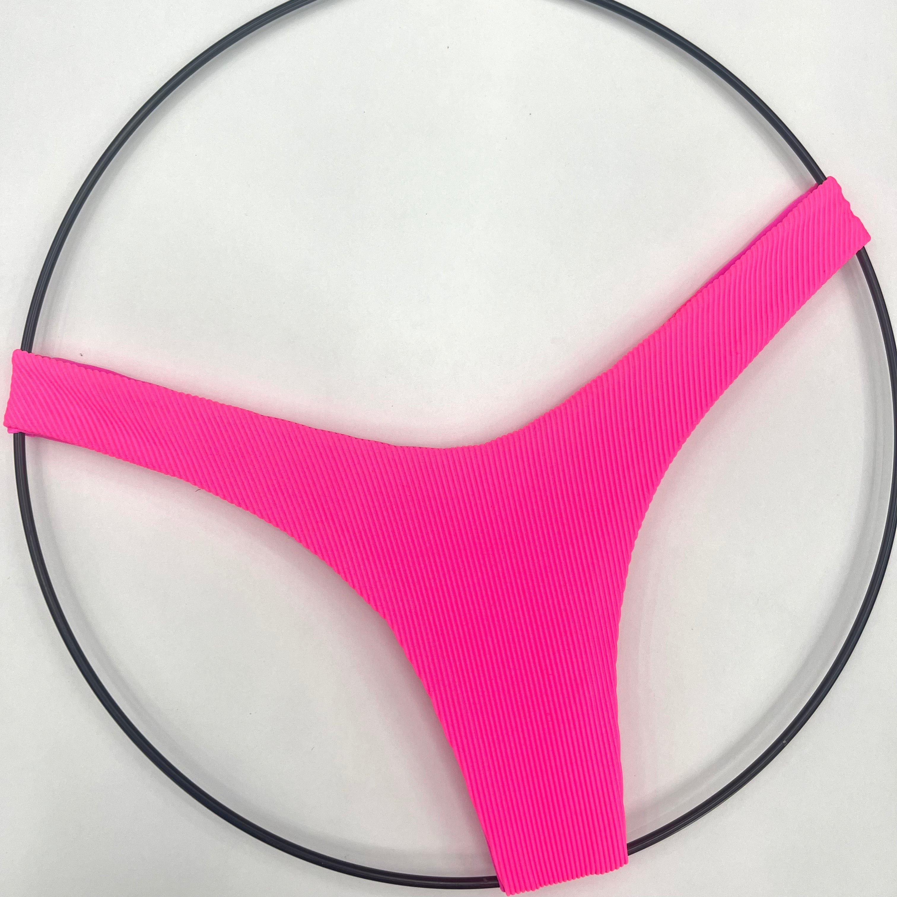 Barbie Dreams // Roxy Bottom