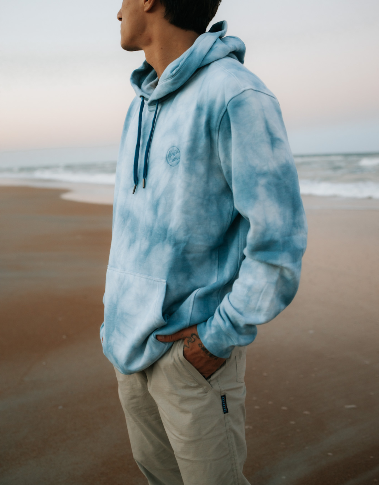 BAJA TRIP UP - BLUE TIE DYE HELSINKI HOODIE