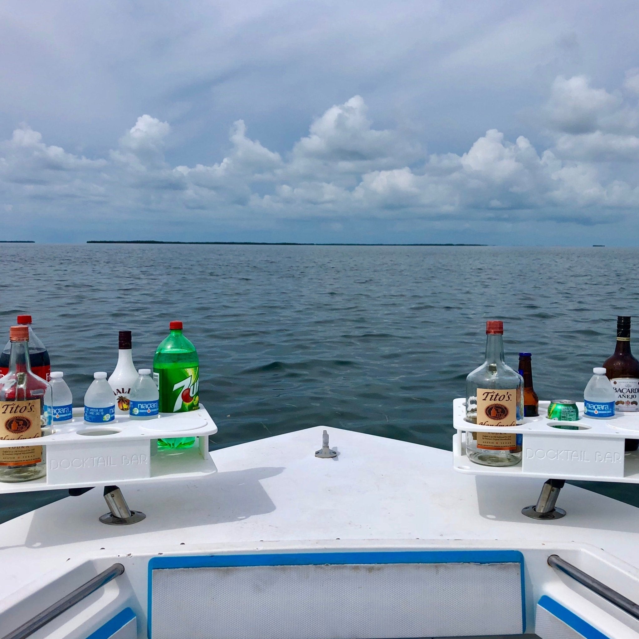 Docktail Boat Table Caddy with Adjustable Rod Holder Mount