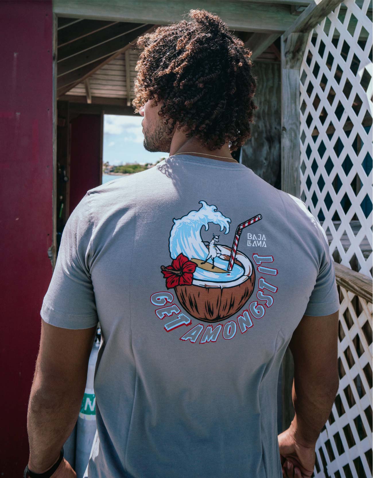 LLAMA SURFER - PRIMO GRAPHIC TEE