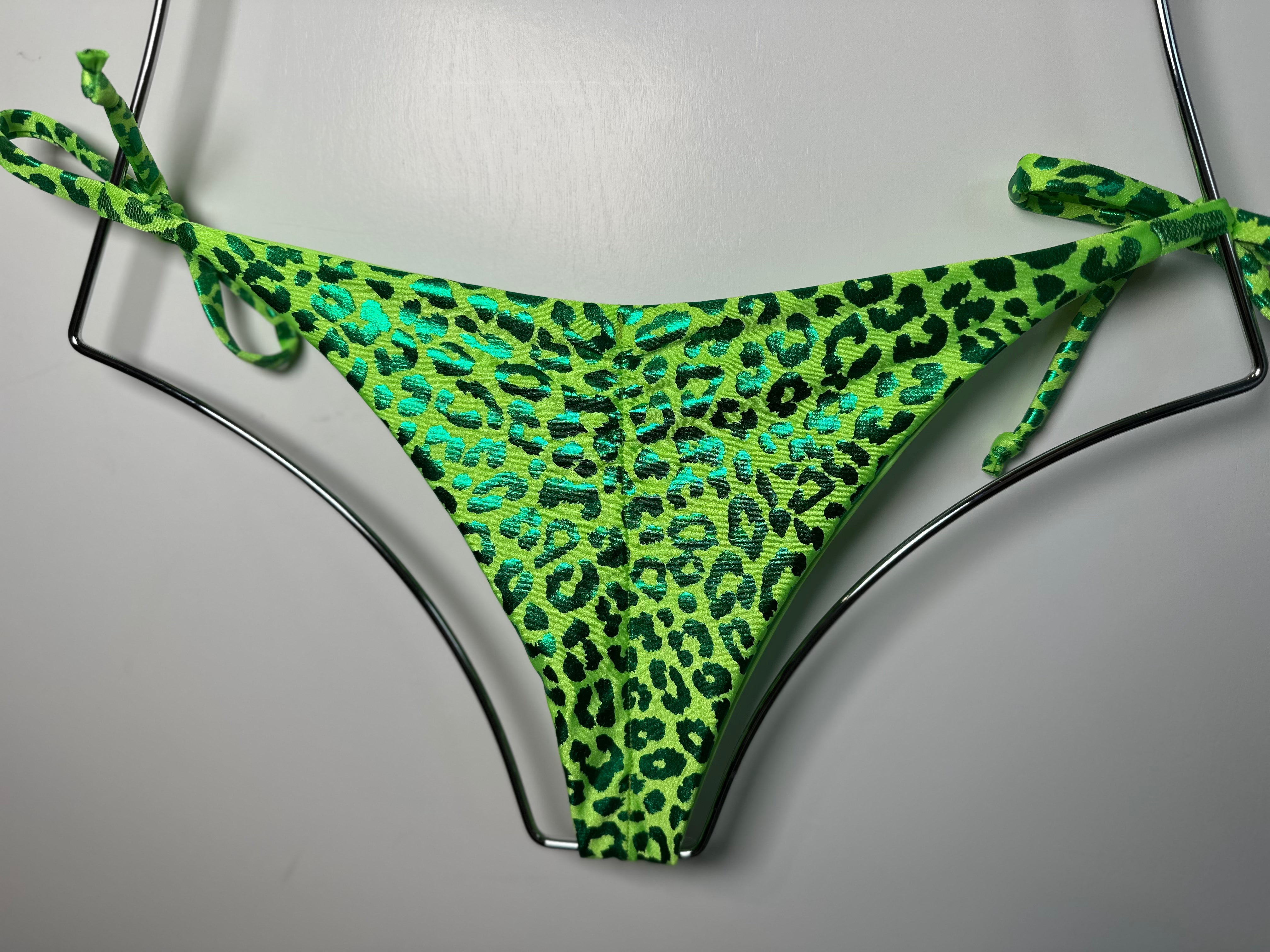 Lucky Charm // Bottom