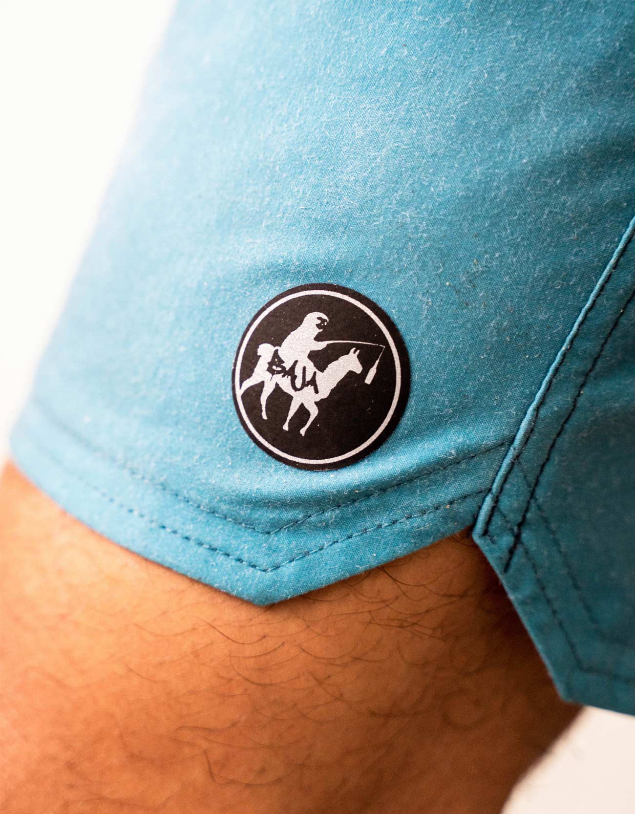 STRIPED THIEVES - SHIPWRECKS 18" BOARDSHORTS