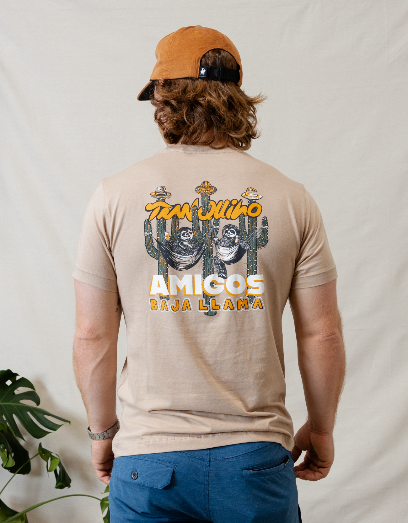 TRANQUILO AMIGOS - PRIMO GRAPHIC TEE